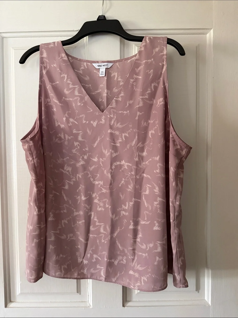 Nine West Dusty Rose Printed V-Neck Sleeveless Camisole